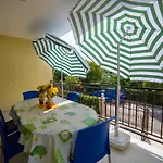 With Parking Space - 19657 Apartmán Poreč