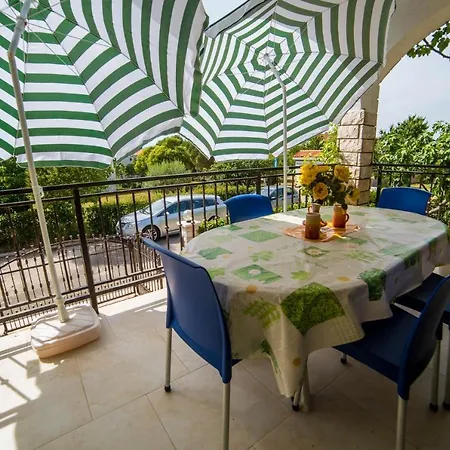 Apartmán With Parking Space - 19657 *