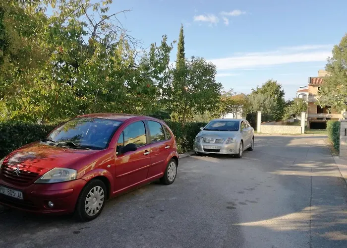 Apartman With Parking Space - 19657