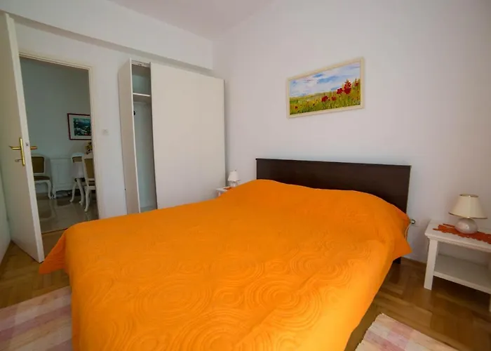 With Parking Space - 19657 Apartman *